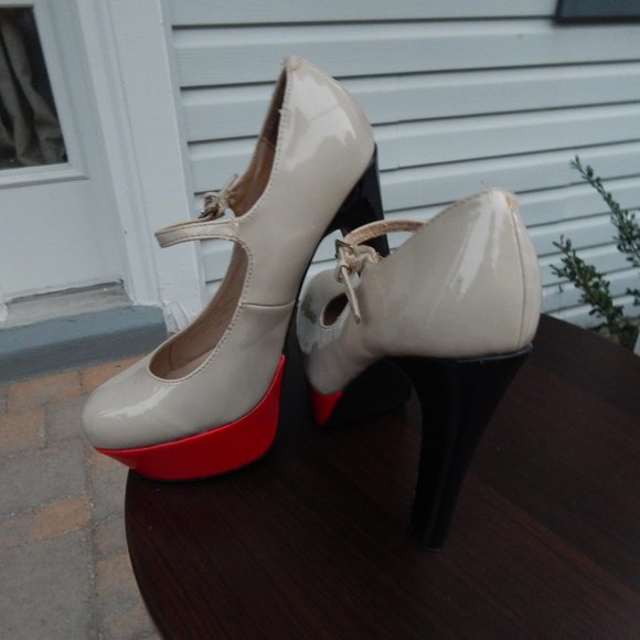 Red and Cream High Heel Stilettos - Picture 10 of 11